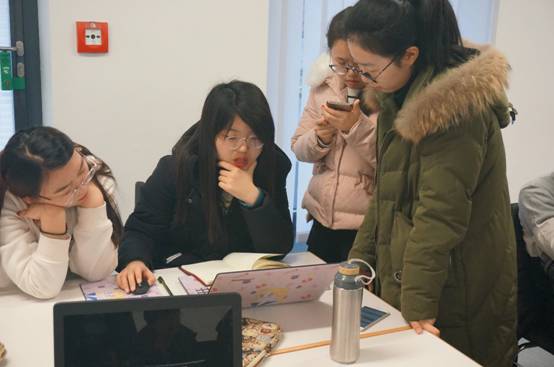 https://news.xidian.edu.cn/__local/C/E1/2D/E7FFA0636F7BA5CFCB763A40949_CA165FF2_4ABC0.jpg