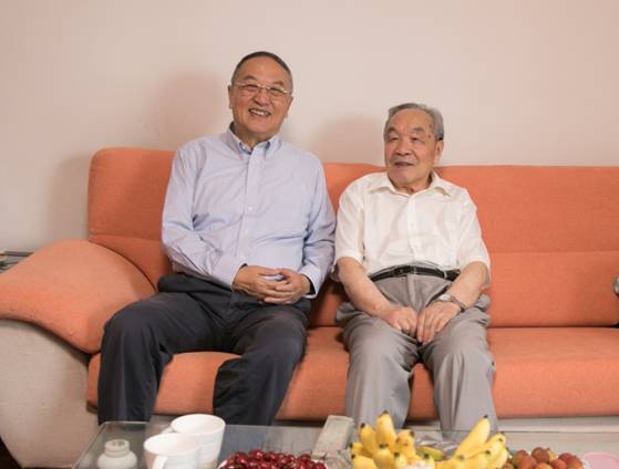 http://news.xidian.edu.cn/__local/1/D5/74/EB0E89C83A103E4D1735E3B128D_37824DB2_71365.jpg