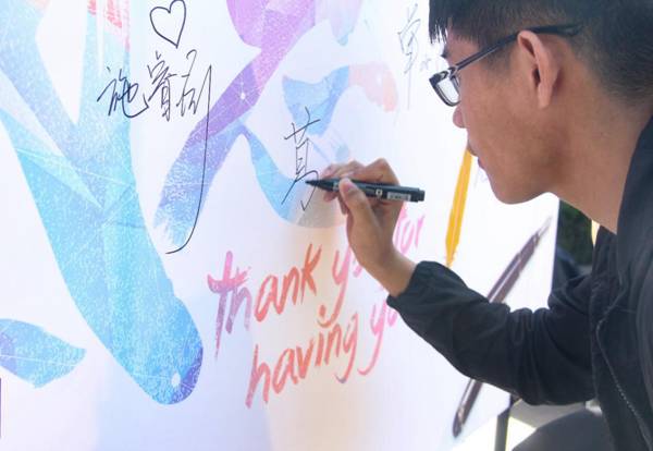 http://news.xidian.edu.cn/__local/6/BC/FA/95A5E57934F577E1C6443895C61_193457F2_55DAA.jpg