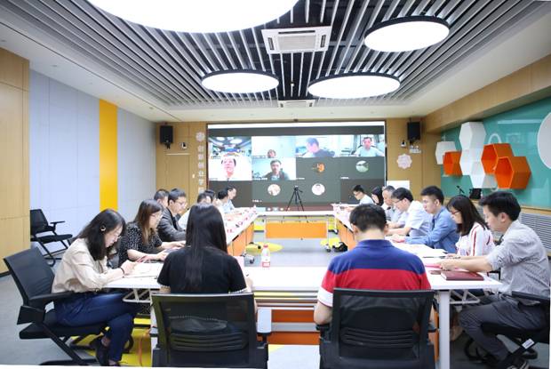 https://news.xidian.edu.cn/__local/7/8D/21/09275B1468347E42CC298191F63_2E0A9766_66052.jpg