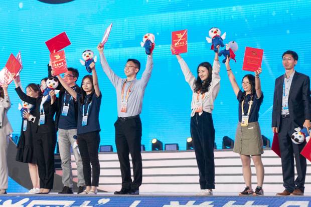 https://news.xidian.edu.cn/__local/E/4E/72/802D0ED6AFE1462781CABD6E2A0_4D127C11_7FEAC.jpg