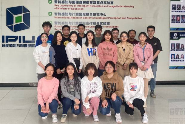 https://news.xidian.edu.cn/__local/6/25/AE/3BD231D9729B8B4CC22CAB724AA_F4815E45_77793.jpg