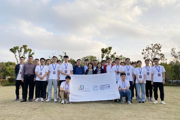 https://news.xidian.edu.cn/__local/7/77/F5/8063FBC580CF8AC4C20F5B4D8B8_C2B0E54E_58BE4.jpg