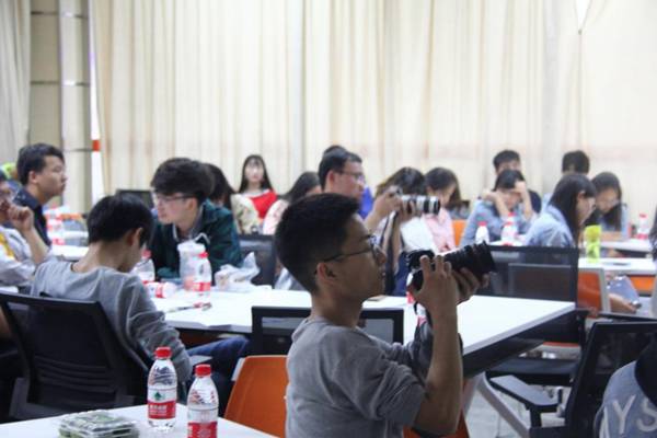 http://news.xidian.edu.cn/__local/2/A9/EC/07CEF44D6A7B627917AAB548422_E6882A91_5CFD5.jpg
