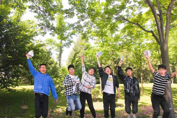 http://news.xidian.edu.cn/__local/B/74/2A/A3B9B3D18732F10DDDF6157BD8F_FE909844_53D1A.jpg