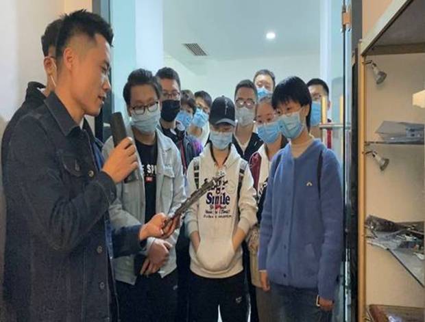 https://news.xidian.edu.cn/__local/E/8C/90/A8BD2B581638666C42DE8B1466F_FBB47027_8003.jpg
