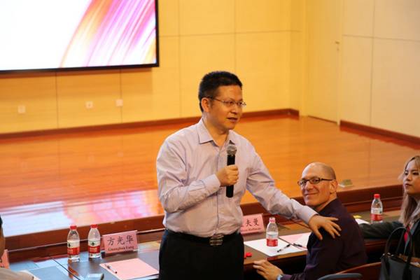 http://news.xidian.edu.cn/__local/B/93/89/5DAF402EC0FA51F5795B1ACB8C4_89BE9811_7BC70.jpg