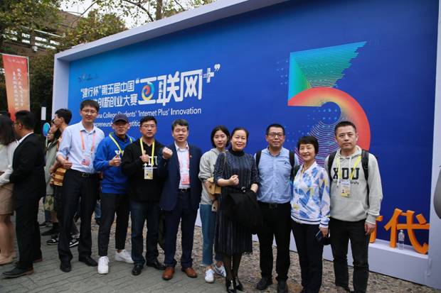 https://news.xidian.edu.cn/__local/5/5D/5B/517ECF6C278F392FE49BB776EEC_E1FE1D94_5E913.jpg