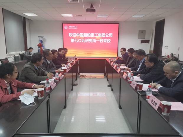 https://news.xidian.edu.cn/__local/6/1B/3A/12C3351DBB73DD6384D0CB83588_E539AA76_6557F.jpg