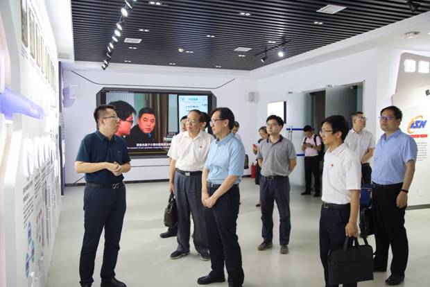 https://news.xidian.edu.cn/__local/8/34/B4/E4B787A203DB39C3B53522684F9_3CE7302C_59691.jpg