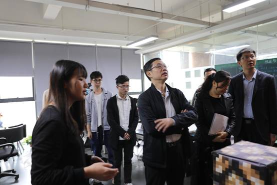 https://news.xidian.edu.cn/__local/1/E7/95/960BFEF36AB16791C6219931340_B4EBDBF1_2E2B0.jpg