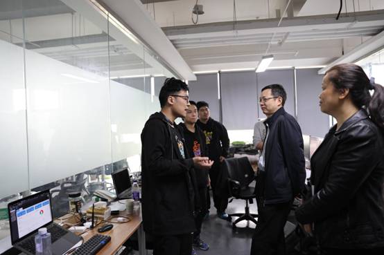 https://news.xidian.edu.cn/__local/3/22/05/19059E4ADA8A1BAA58044AA665C_E71FF231_30751.jpg