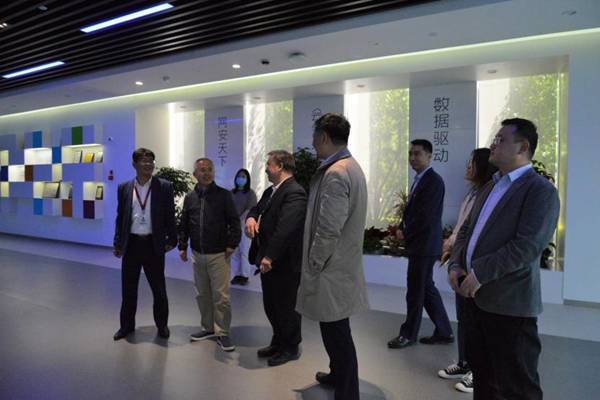 https://cs.xidian.edu.cn/__local/4/7C/1D/4D55B3553F0F4FDCD93BCB64510_1130FE65_E382.png
