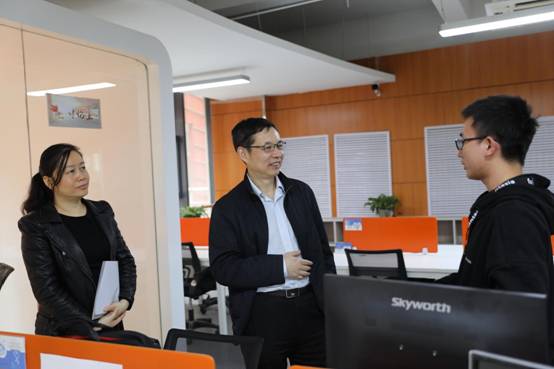 https://news.xidian.edu.cn/__local/7/E7/AF/4D5AE3185EAAD532240462219C6_B93BA446_293BE.jpg
